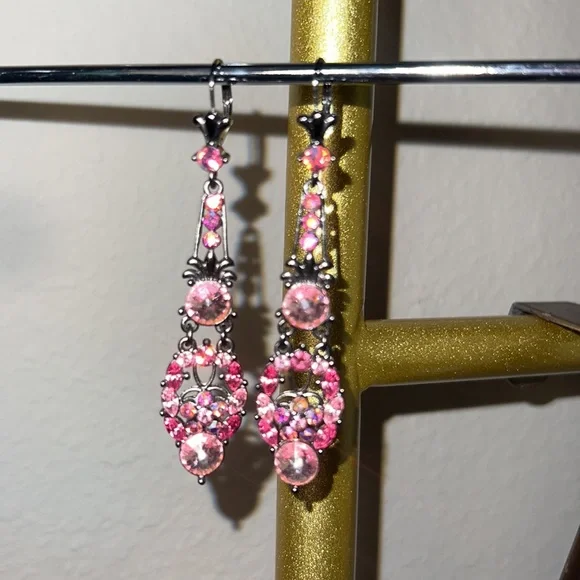 Pink jewels black metal clasp dangle earrings sparkly costume jewelry hang 3” - Picture 8 of 17